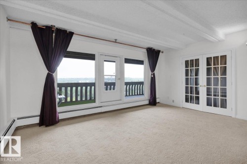 1012 9918 101 Street, Edmonton, AB - Indoor Photo Showing Other Room