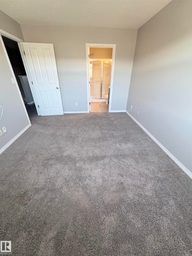 Edmonton, AB - Indoor Photo Showing Other Room