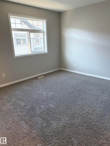 Edmonton, AB - Indoor Photo Showing Other Room