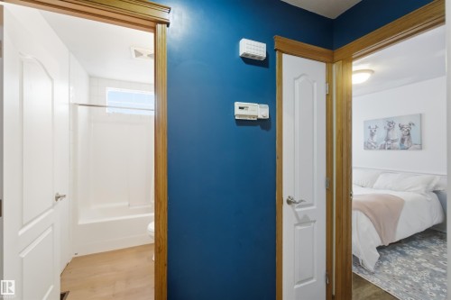 1304 Oakland Crescent, Devon, AB - Indoor