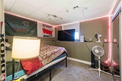 1304 Oakland Crescent, Devon, AB - Indoor