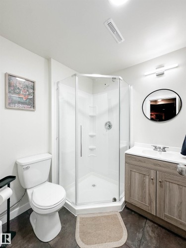 23 Flagstone Crescent, St. Albert, AB - Indoor Photo Showing Bathroom