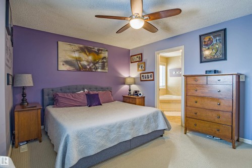 3031 Spence Wynd, Edmonton, AB - Indoor Photo Showing Bedroom
