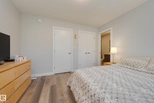 34 1729 Keene Crescent, Edmonton, AB - Indoor Photo Showing Bedroom