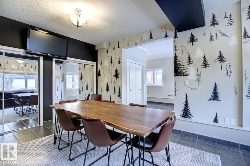 12304 108 Avenue, Edmonton, AB - Indoor Photo Showing Dining Room