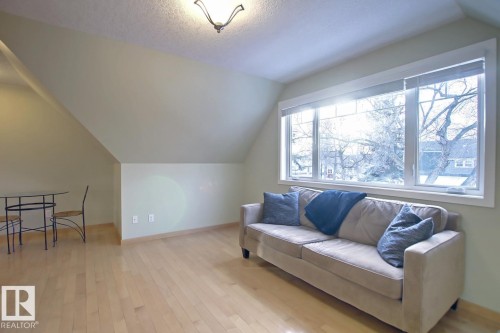 12304 108 Avenue, Edmonton, AB - Indoor