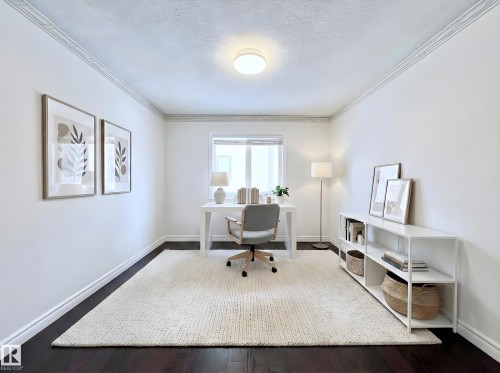 316 Burton Road, Edmonton, AB - Indoor Photo Showing Office