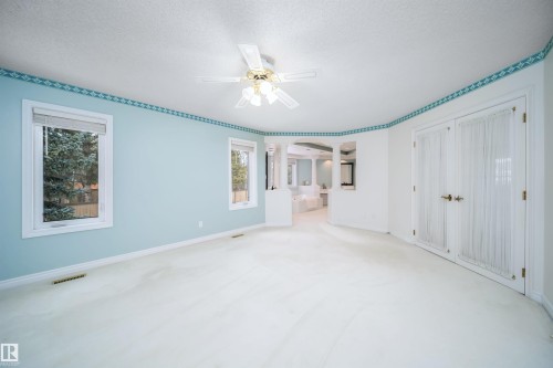 316 Burton Road, Edmonton, AB - Indoor Photo Showing Other Room