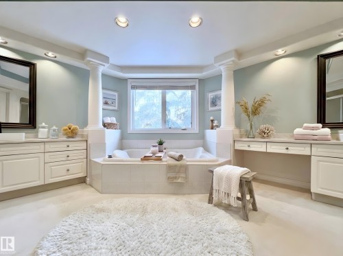 316 Burton Road, Edmonton, AB - Indoor Photo Showing Bathroom