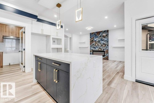 219 Crystal Creek Drive, Leduc, AB - Indoor Photo Showing Kitchen