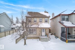 67 SUMMERFIELD Point(e)  Sherwood Park, AB T8H 2P6