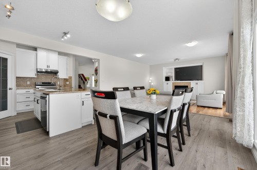 7507 Speaker Way, Edmonton, AB - Indoor Photo Showing Other Room