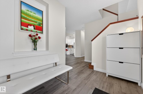 7507 Speaker Way, Edmonton, AB - Indoor Photo Showing Other Room