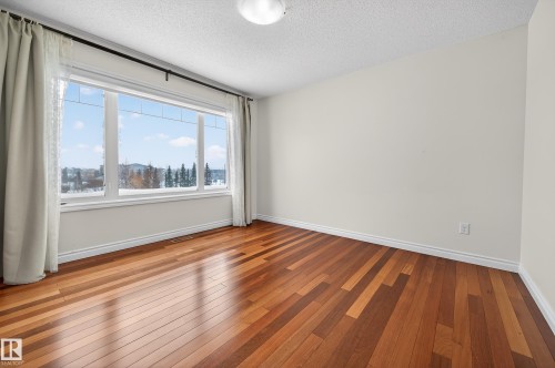 7507 Speaker Way, Edmonton, AB - Indoor Photo Showing Other Room