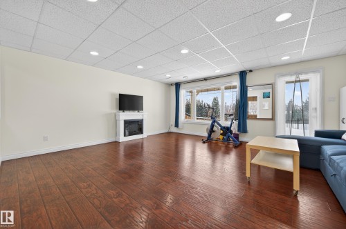 7507 Speaker Way, Edmonton, AB - Indoor