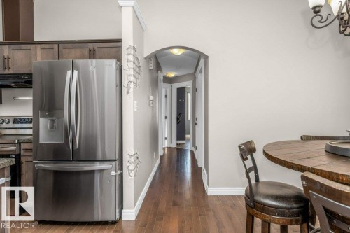 407 Watt Boulevard, Edmonton, AB - Indoor