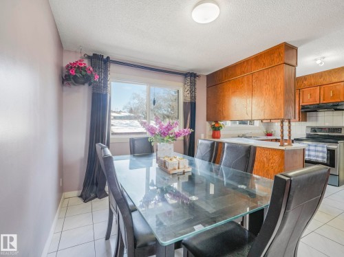 16531 116 Street, Edmonton, AB - Indoor Photo Showing Dining Room