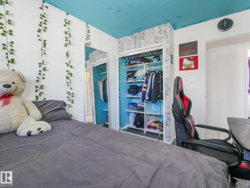 16531 116 Street, Edmonton, AB - Indoor Photo Showing Bedroom