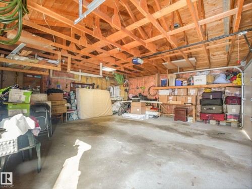 16531 116 Street, Edmonton, AB - Indoor Photo Showing Garage
