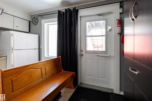 12742 Fort Road, Edmonton, AB - Indoor