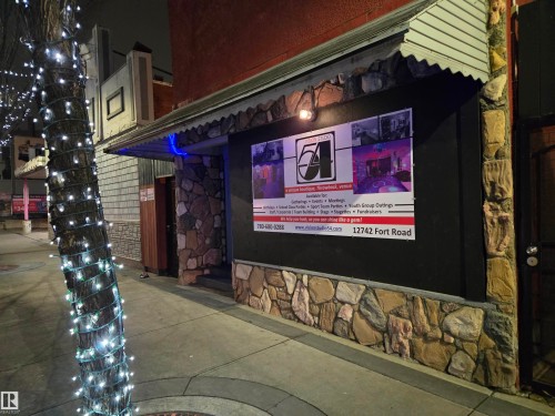 12742 Fort Road, Edmonton, AB - Indoor Photo Showing Other Room