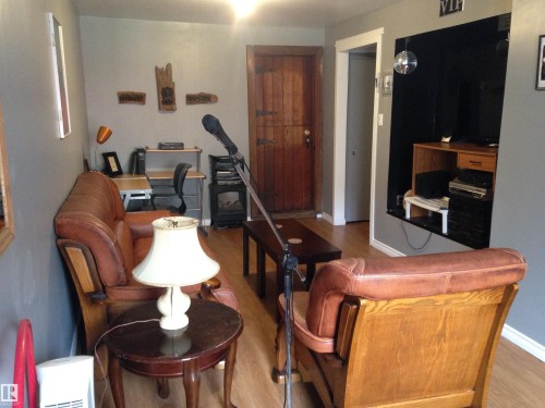 12742 Fort Road, Edmonton, AB - Indoor
