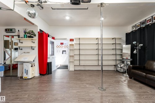 12742 Fort Road, Edmonton, AB - Indoor
