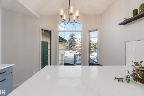 1034 Carter Crest Road, Edmonton, AB - Indoor