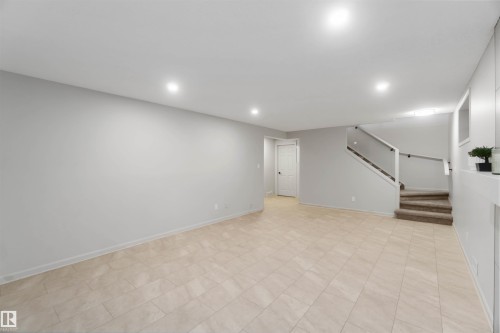 1034 Carter Crest Road, Edmonton, AB - Indoor