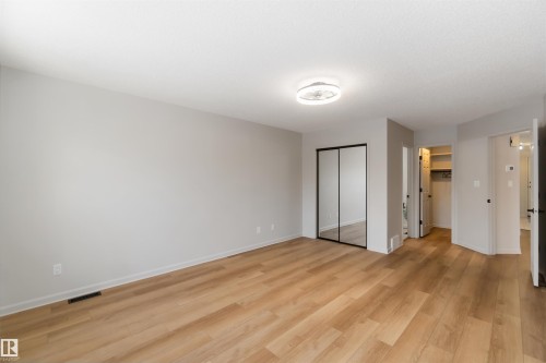 1034 Carter Crest Road, Edmonton, AB - Indoor Photo Showing Other Room