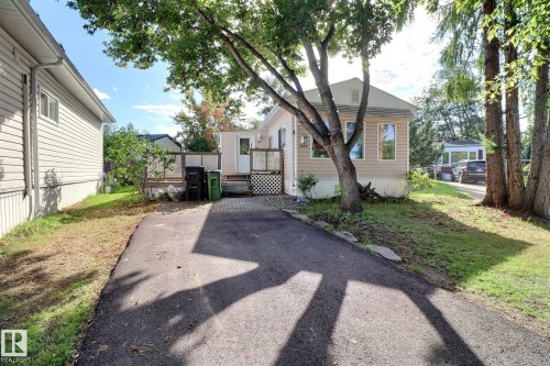 289 Juniper Crescent, Edmonton, AB - Outdoor