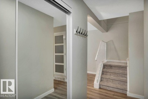116 Kaskitayo Crest, Edmonton, AB - Indoor Photo Showing Other Room