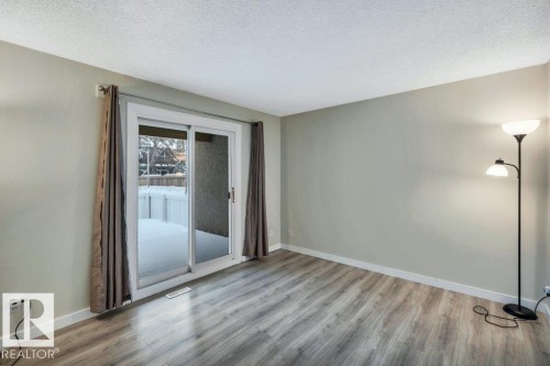 116 Kaskitayo Crest, Edmonton, AB - Indoor Photo Showing Other Room