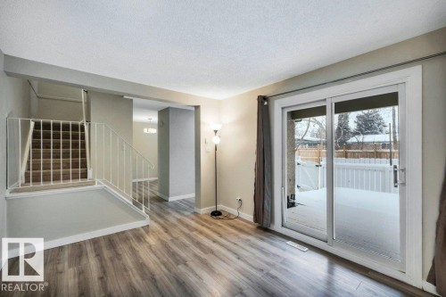 116 Kaskitayo Crest, Edmonton, AB - Indoor Photo Showing Other Room