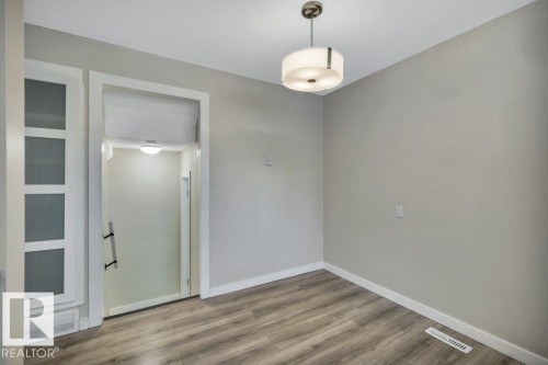 116 Kaskitayo Crest, Edmonton, AB - Indoor Photo Showing Other Room