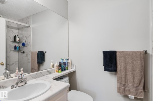 141 17447 98A Avenue, Edmonton, AB - Indoor Photo Showing Bathroom