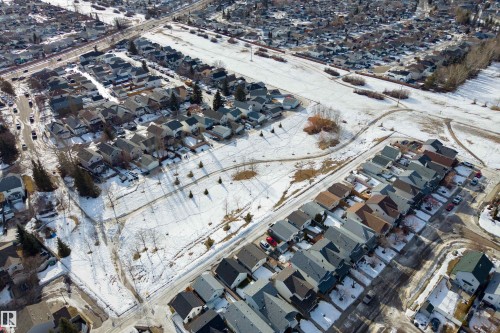 403 2204 44 Avenue, Edmonton, AB - Outdoor With View