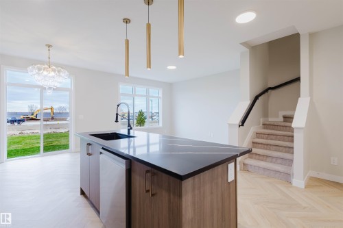 8292 Kiriak Loop, Edmonton, AB - Indoor Photo Showing Kitchen With Upgraded Kitchen