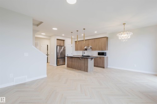 8292 Kiriak Loop, Edmonton, AB - Indoor Photo Showing Kitchen