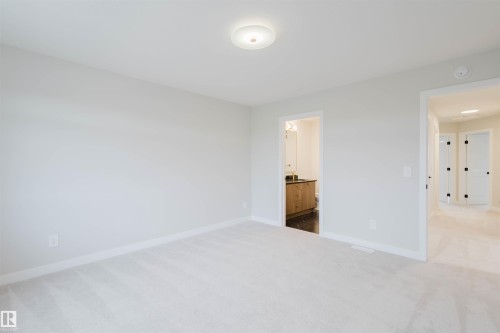 8292 Kiriak Loop, Edmonton, AB - Indoor Photo Showing Other Room