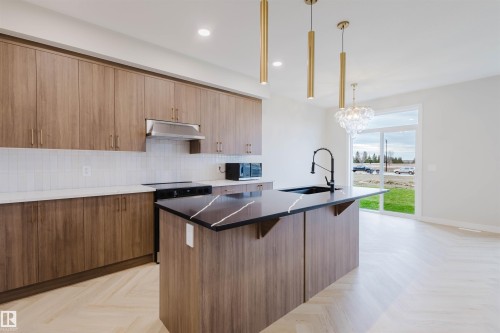 8292 Kiriak Loop, Edmonton, AB - Indoor Photo Showing Kitchen With Upgraded Kitchen