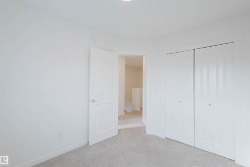 2 1237 Keswick Drive, Edmonton, AB - Indoor