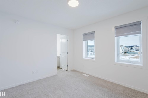 2 1237 Keswick Drive, Edmonton, AB - Indoor Photo Showing Other Room