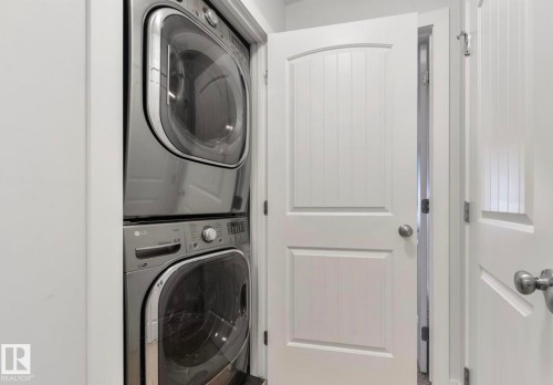 35 723 172 Street, Edmonton, AB - Indoor Photo Showing Laundry Room