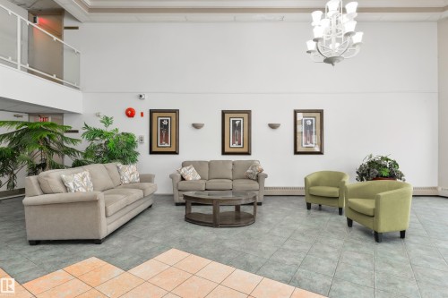 Community lobby with a high ceiling - 232 15499 Castle Downs Road, Edmonton, AB - Indoor