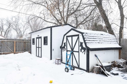 9819 106 Street, Westlock, AB - Outdoor