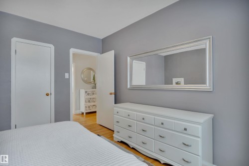 13320 109A Avenue, Edmonton, AB - Indoor Photo Showing Bedroom