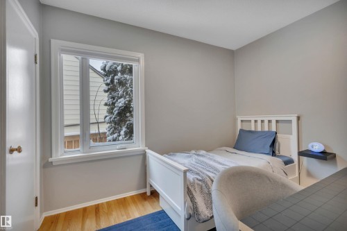13320 109A Avenue, Edmonton, AB - Indoor Photo Showing Bedroom