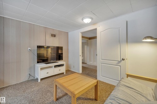 13320 109A Avenue, Edmonton, AB - Indoor