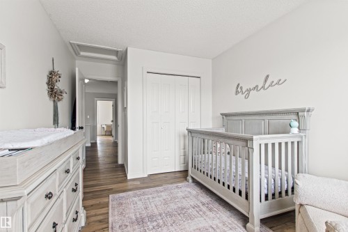 16 Desevigny Place, St. Albert, AB - Indoor Photo Showing Bedroom